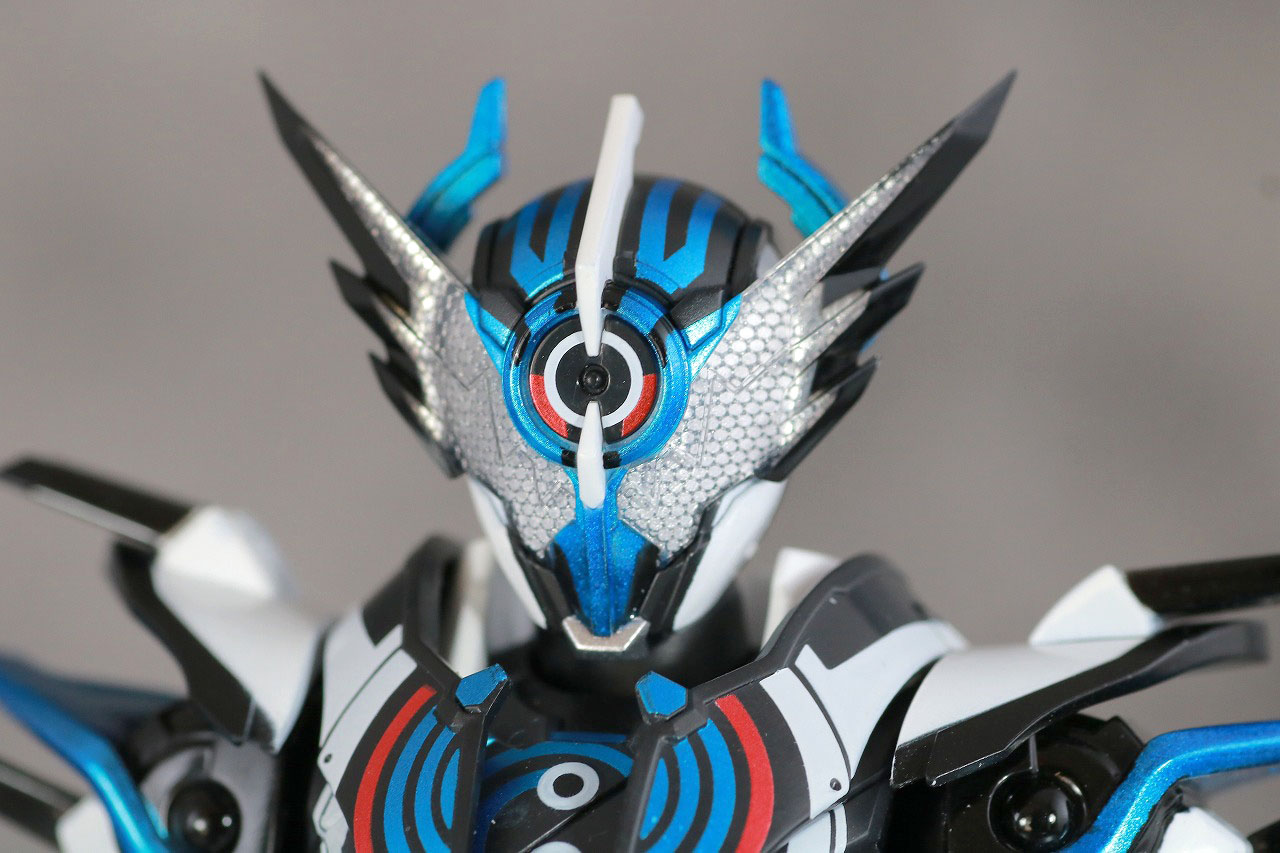 S.H.フィギュアーツ　仮面ライダークローズエボル　レビュー　本体