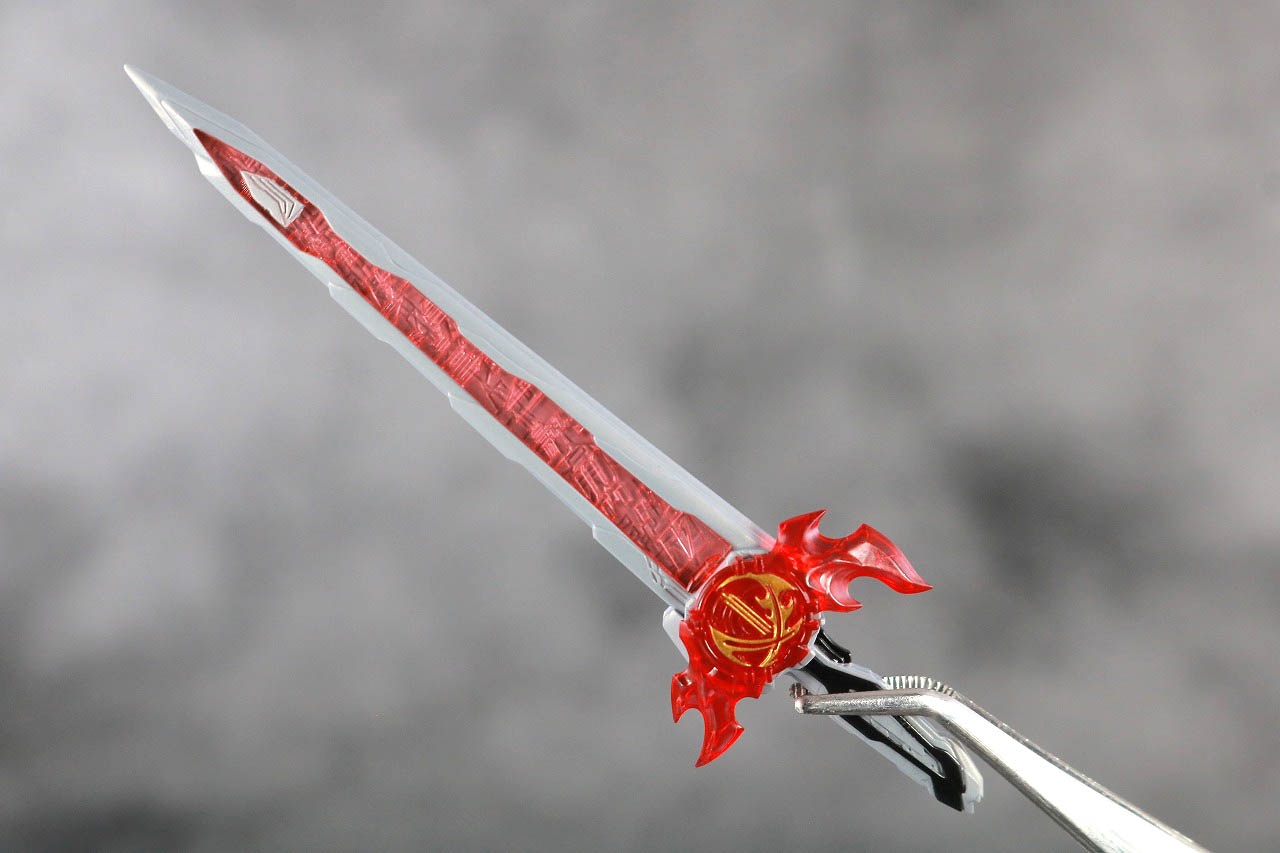 S.H.フィギュアーツ　仮面ライダーセイバー　ブレイブドラゴン　レビュー　付属品　火炎剣烈火