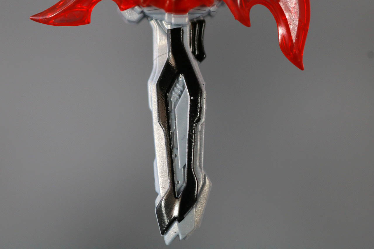 S.H.フィギュアーツ　仮面ライダーセイバー　ブレイブドラゴン　レビュー　付属品　火炎剣烈火