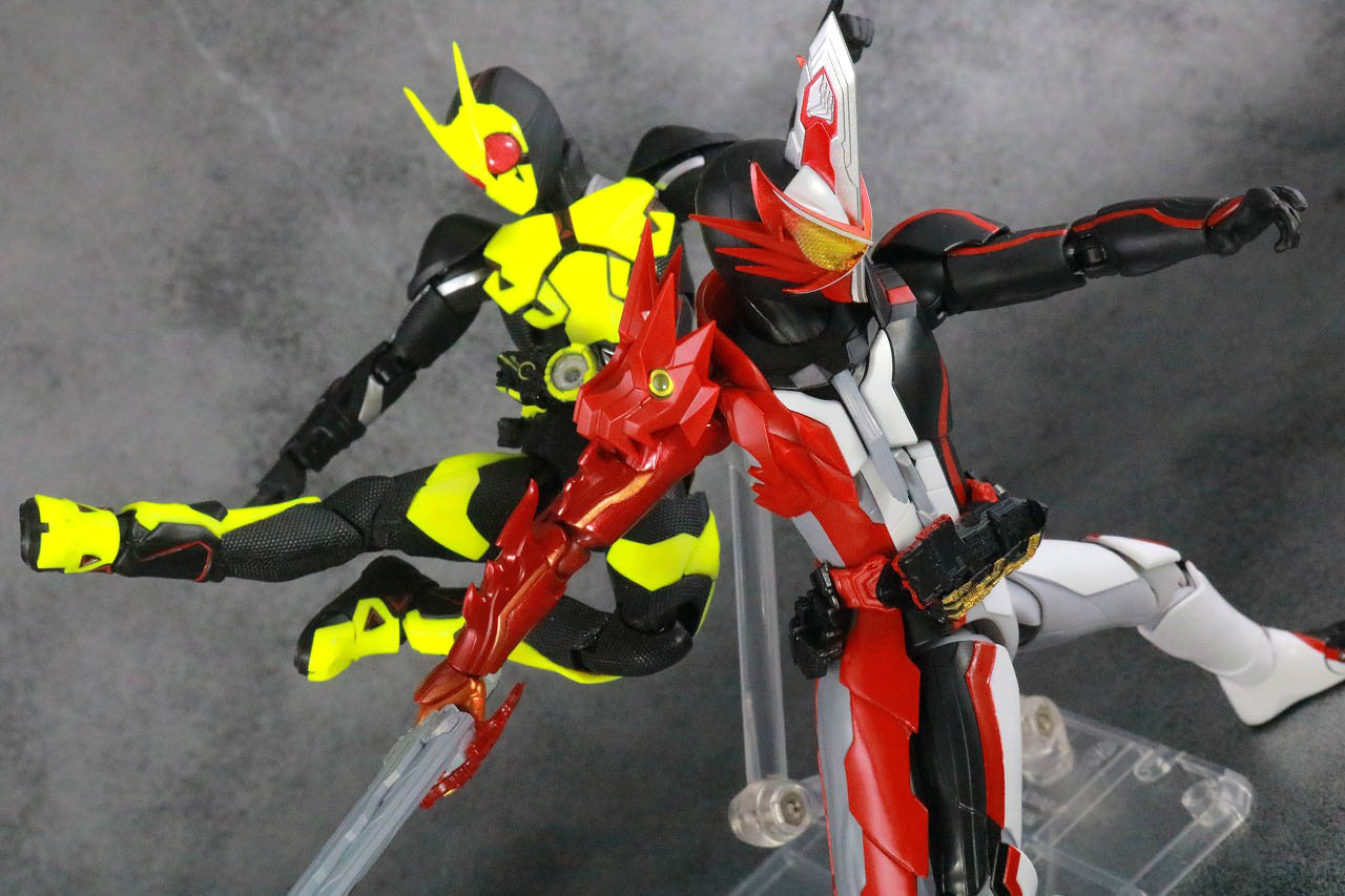 S.H.フィギュアーツ　仮面ライダーセイバー　ブレイブドラゴン　レビュー　アクション　仮面ライダーゼロワン