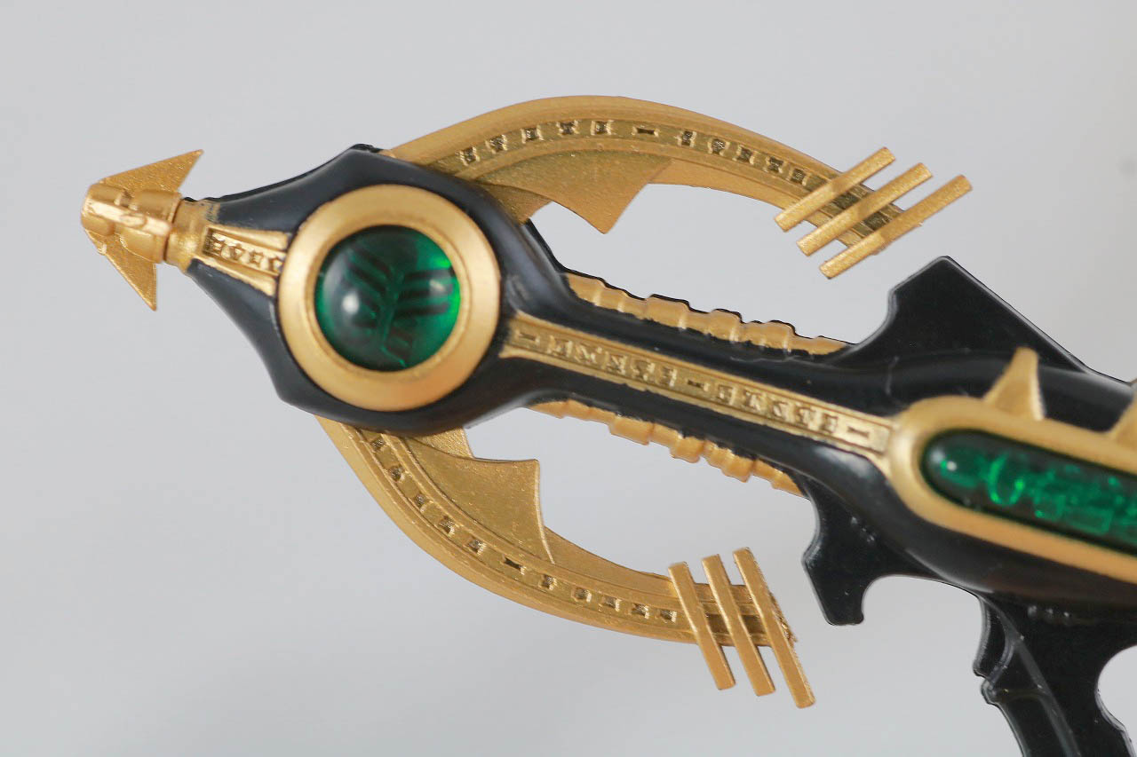 S.H.フィギュアーツ　仮面ライダークウガ　ペガサスフォーム　真骨彫製法　レビュー　付属品　ぺガサスボウガン