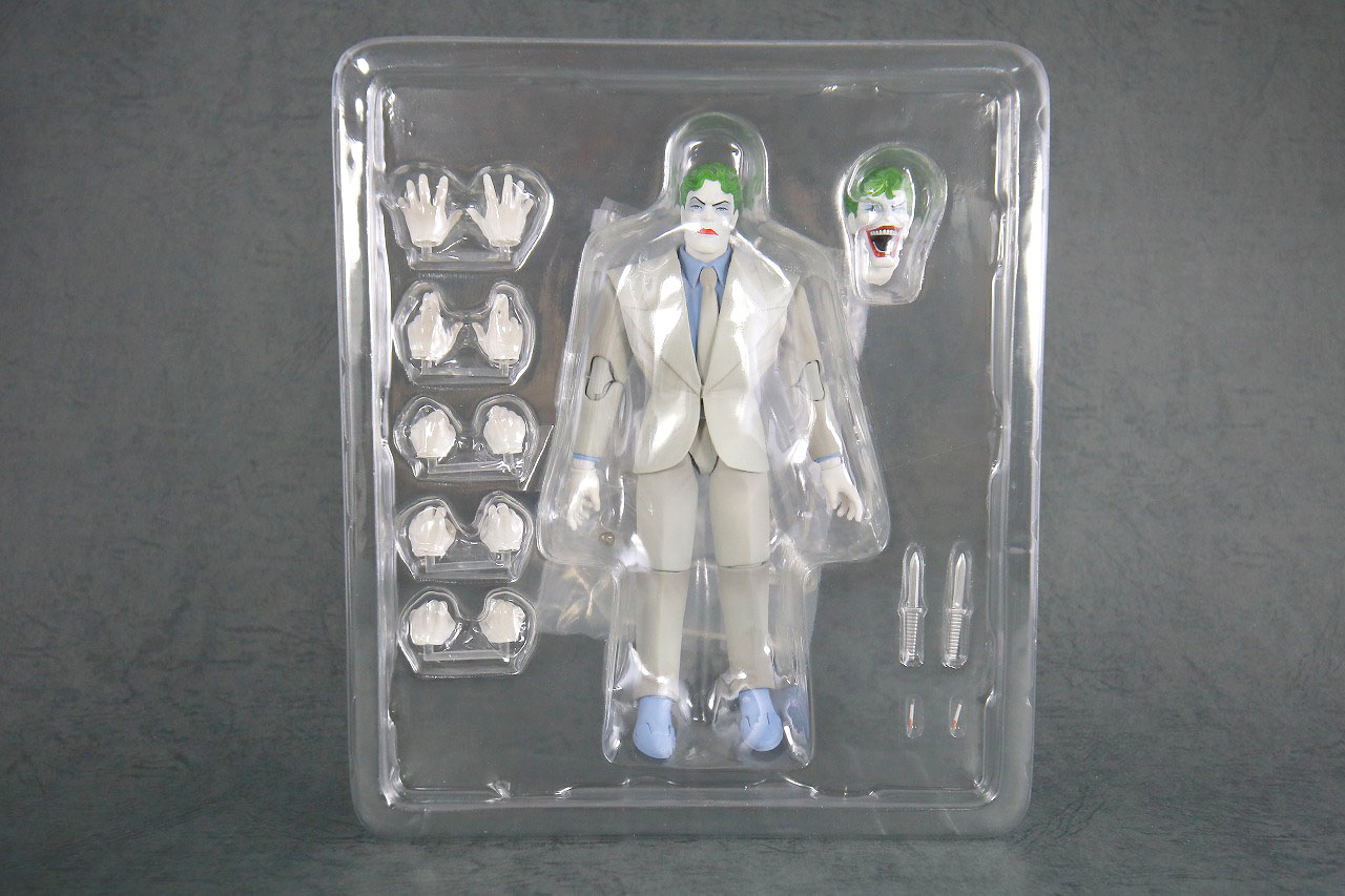  MAFEX　ジョーカー（BATMAN The Dark Knight Returns）レビュー　パッケージ