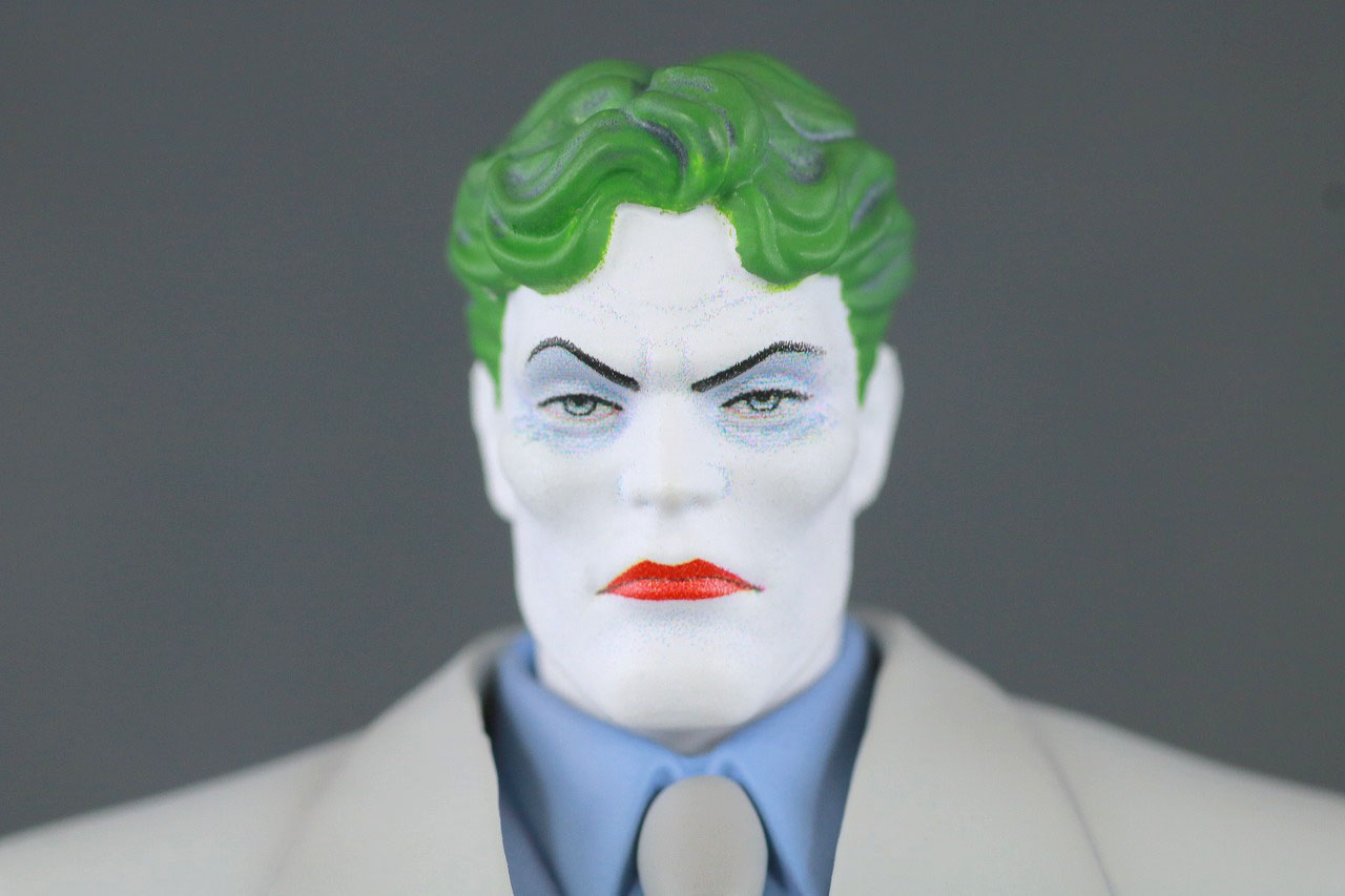  MAFEX　ジョーカー（BATMAN The Dark Knight Returns）レビュー　本体