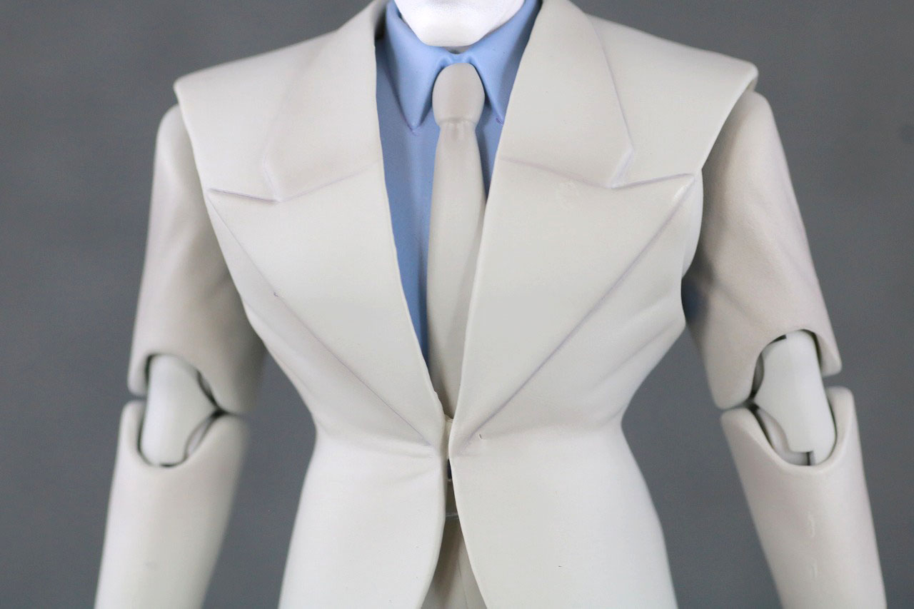  MAFEX　ジョーカー（BATMAN The Dark Knight Returns）レビュー　本体