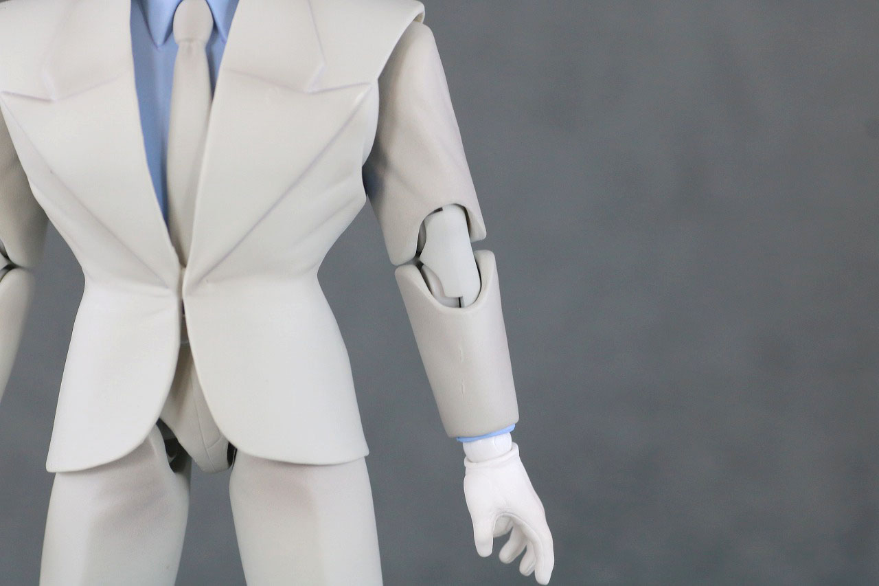  MAFEX　ジョーカー（BATMAN The Dark Knight Returns）レビュー　本体