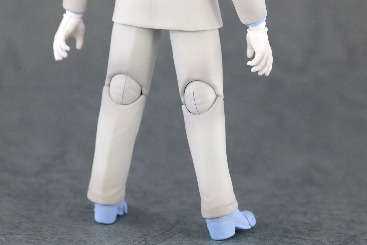  MAFEX　ジョーカー（BATMAN The Dark Knight Returns）レビュー　本体