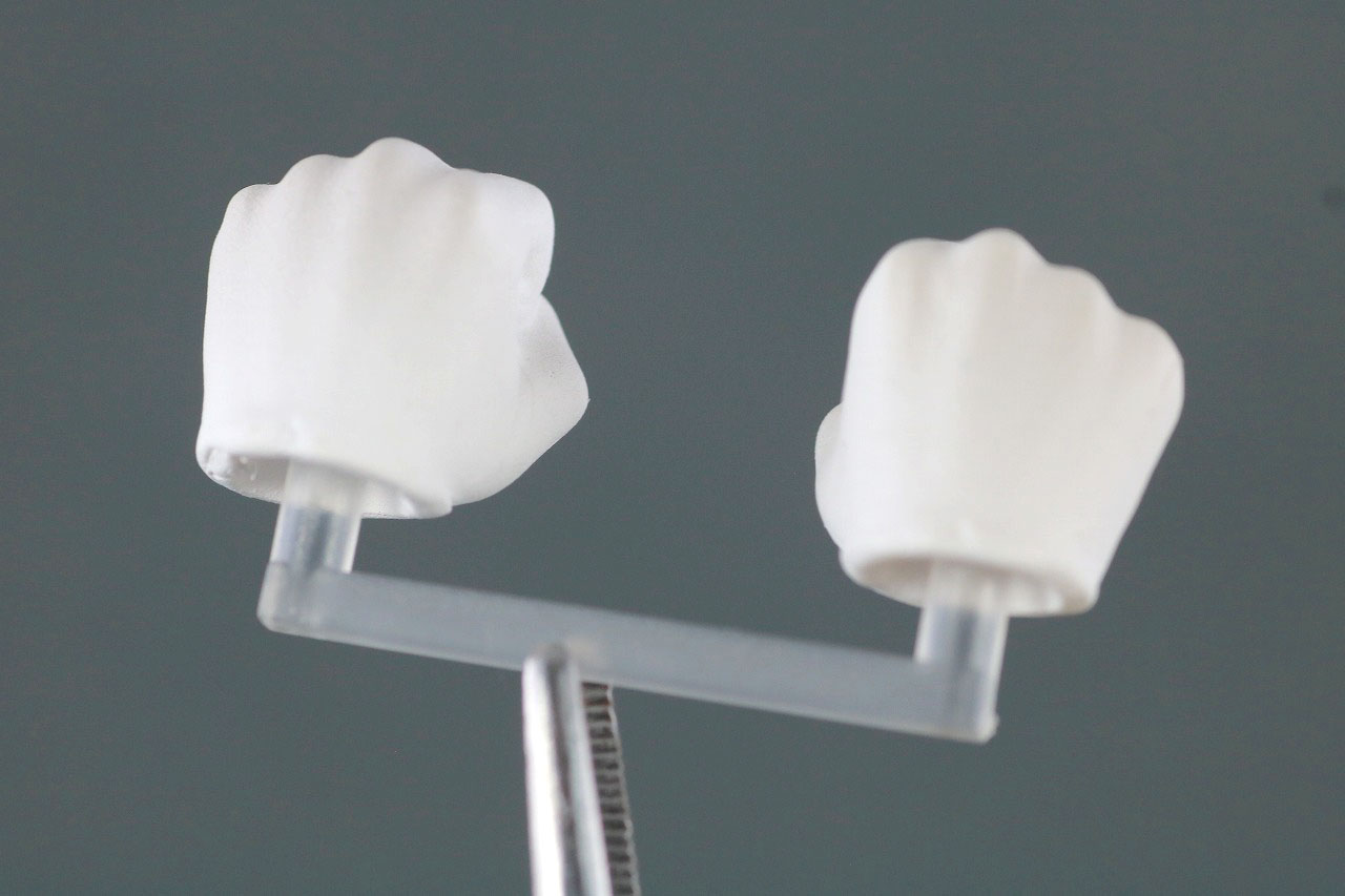  MAFEX　ジョーカー（BATMAN The Dark Knight Returns）レビュー　付属品　手首