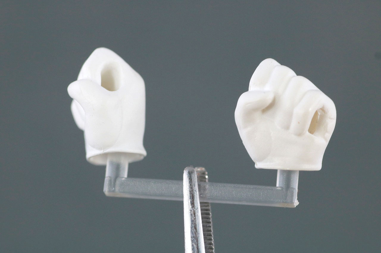  MAFEX　ジョーカー（BATMAN The Dark Knight Returns）レビュー　付属品　手首