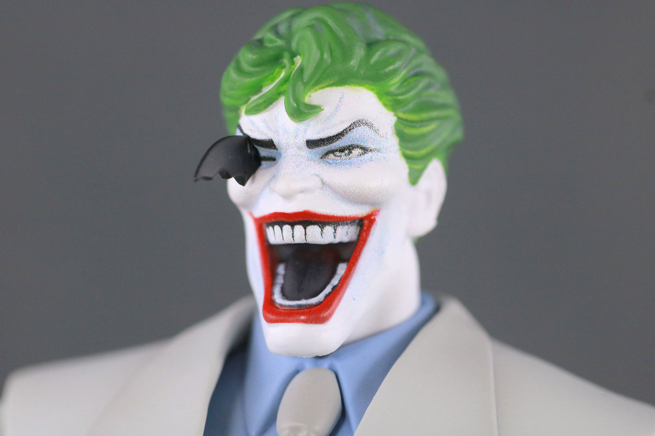  MAFEX　ジョーカー（BATMAN The Dark Knight Returns）レビュー　付属品　差し替えヘッド