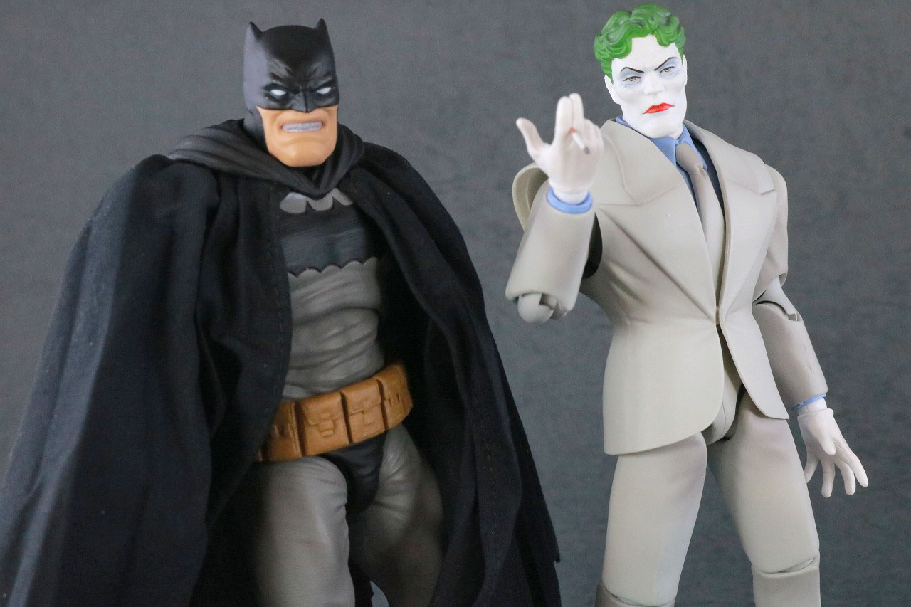  MAFEX　ジョーカー（BATMAN The Dark Knight Returns）レビュー　アクション　バットマン