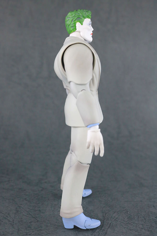  MAFEX　ジョーカー（BATMAN The Dark Knight Returns）レビュー　本体