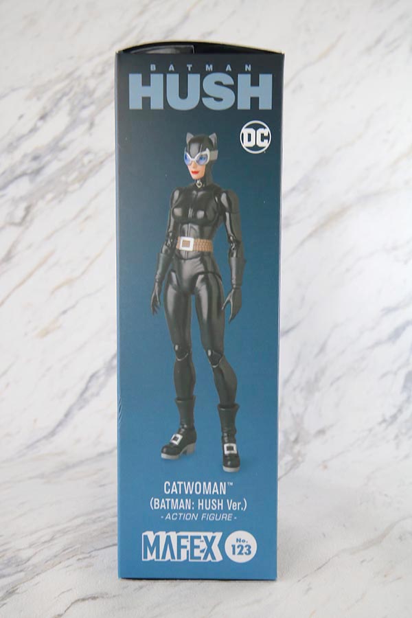 MAFEX　キャットウーマン　バットマン　HUSH　ハッシュ　レビュー　パッケージ