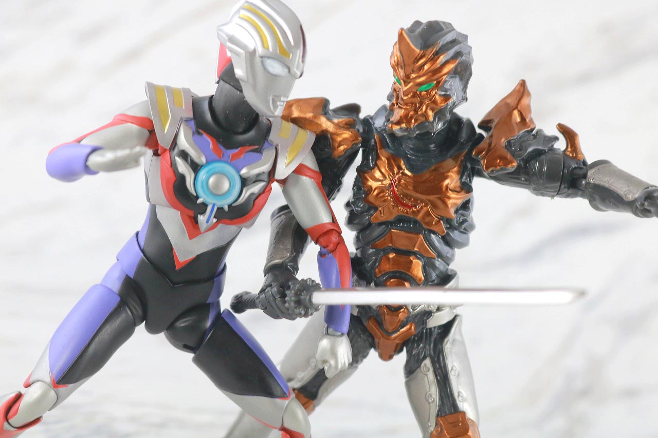 ウルトラアクションフィギュア　ジャグラス・ジャグラー　レビュー　アクション　ウルトラマンオーブ