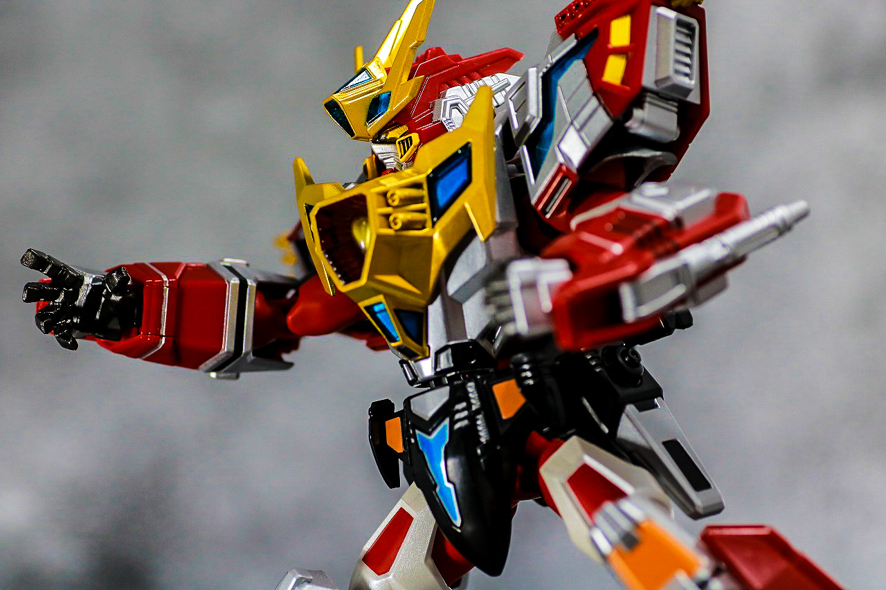 ULTRA-ACT　キンググリッドマン　レビュー　アクション