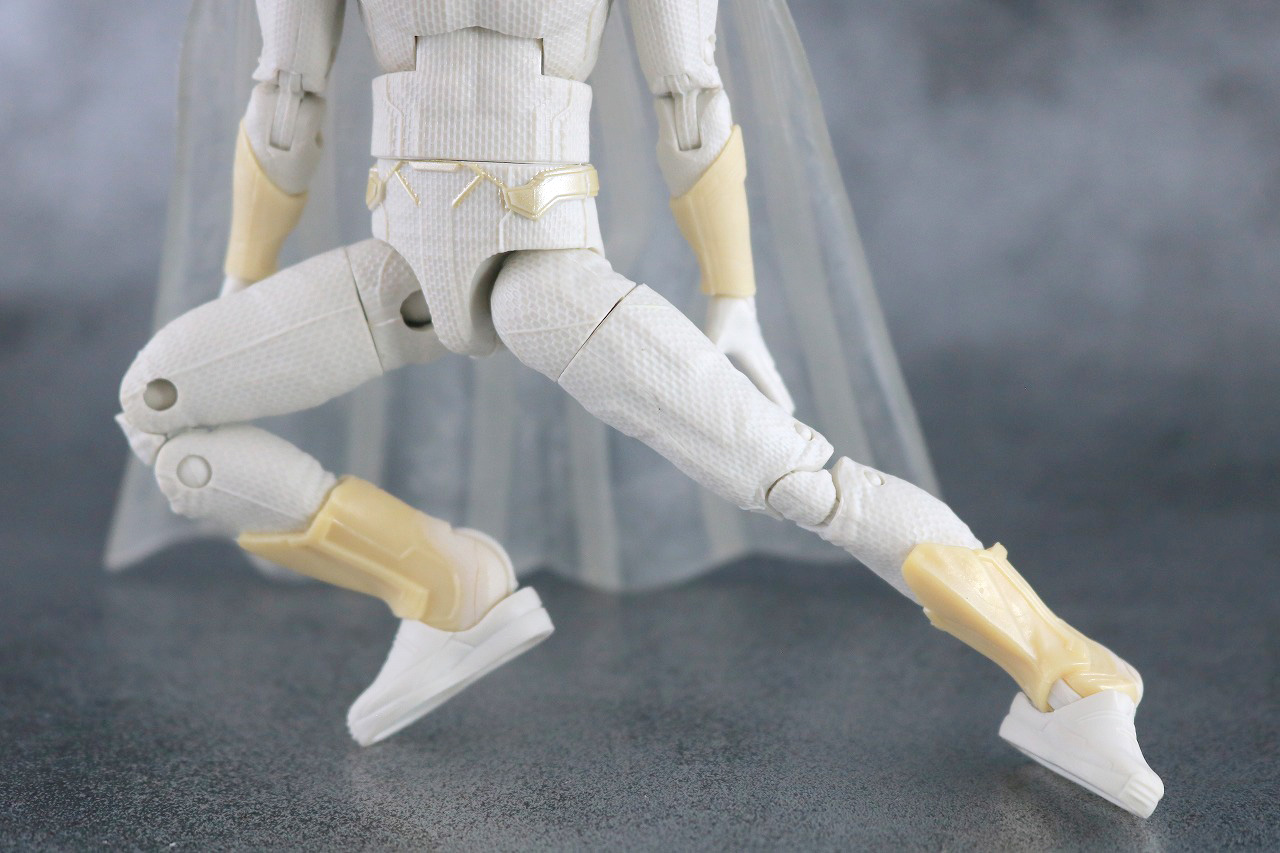 マーベルレジェンド　ザ・ヴィジョン　ホワイトヴィジョン　レビュー　可動範囲