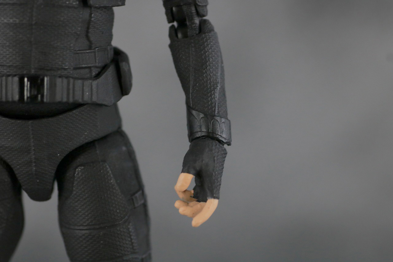 MAFEX　スパイダーマン　ステルス・スーツ　レビュー　本体