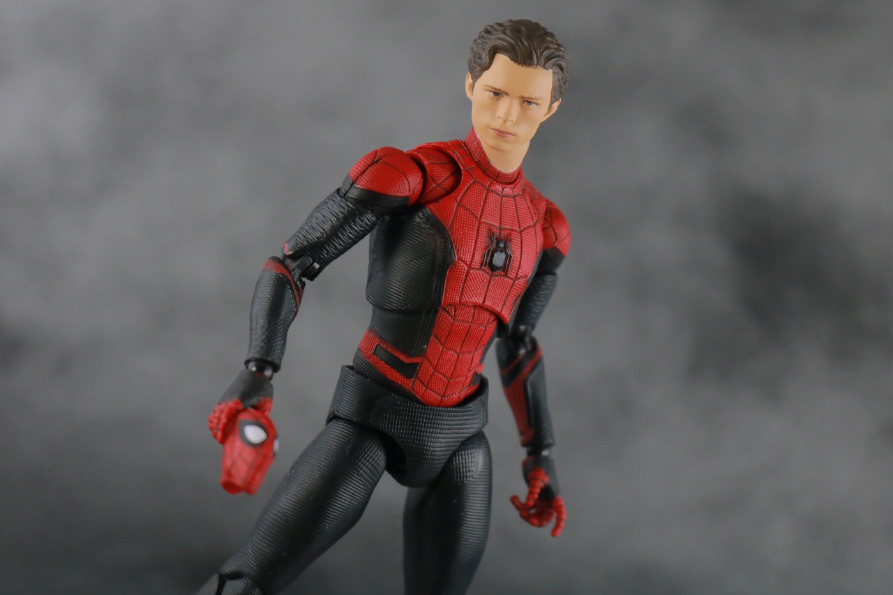 MAFEX　スパイダーマン　ステルス・スーツ　レビュー　アクション