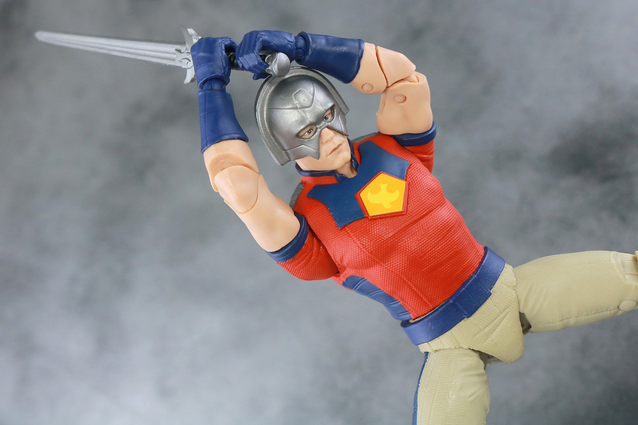 DCマルチバース　ピースメイカー　レビュー　アクション