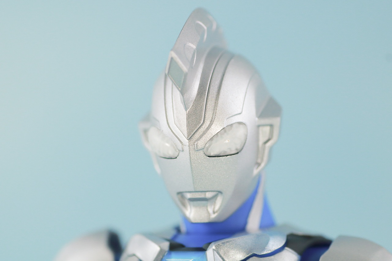 S.H.フィギュアーツ　ウルトラマンゼット　オリジナル　レビュー　本体