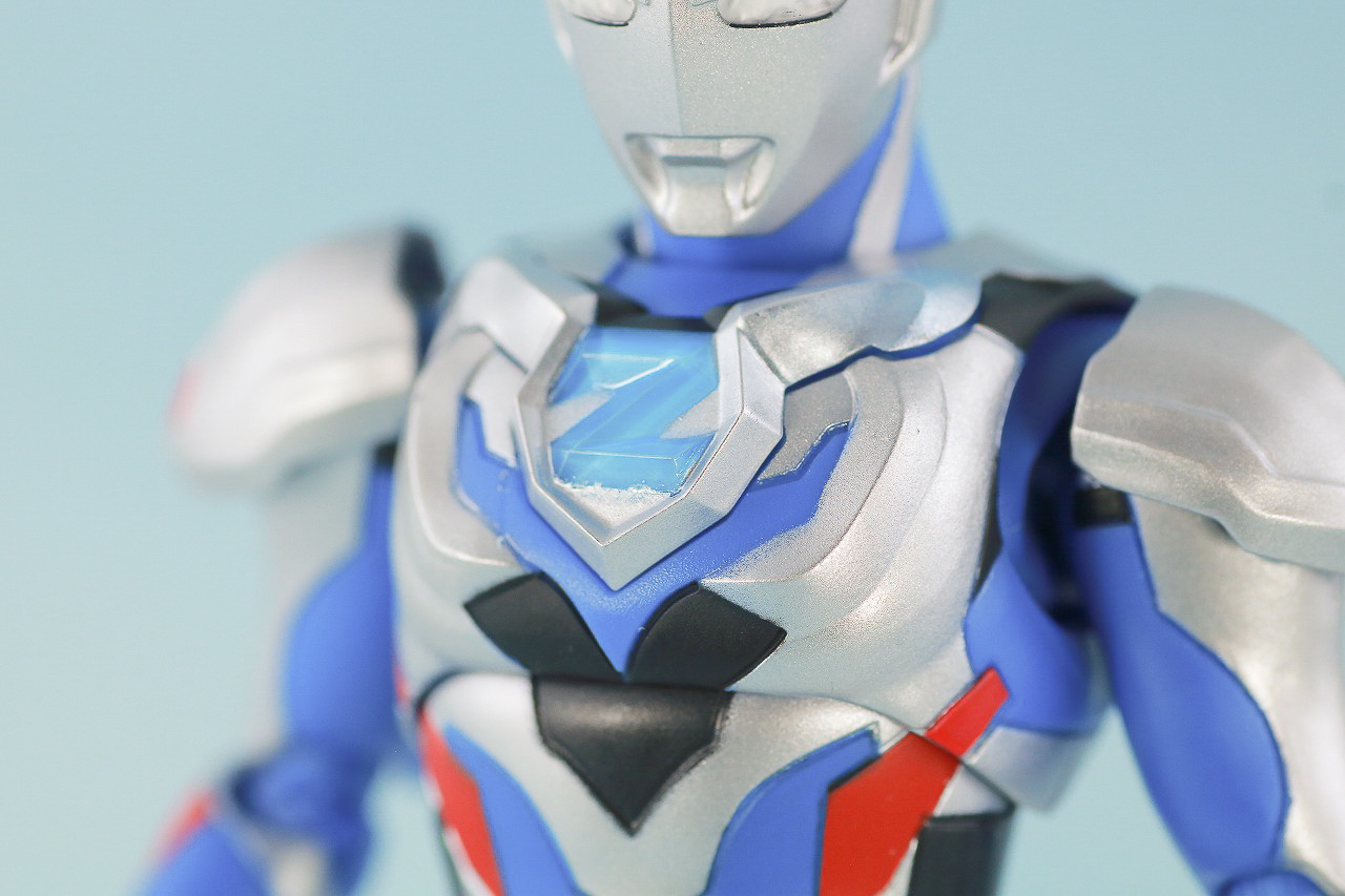 S.H.フィギュアーツ　ウルトラマンゼット　オリジナル　レビュー　本体
