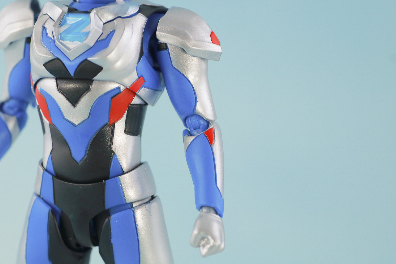 S.H.フィギュアーツ　ウルトラマンゼット　オリジナル　レビュー　本体