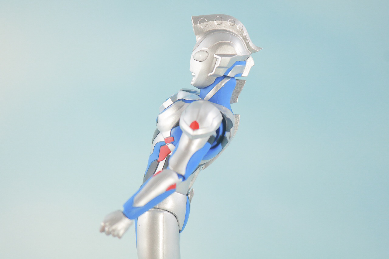 S.H.フィギュアーツ　ウルトラマンゼット　オリジナル　レビュー　可動範囲