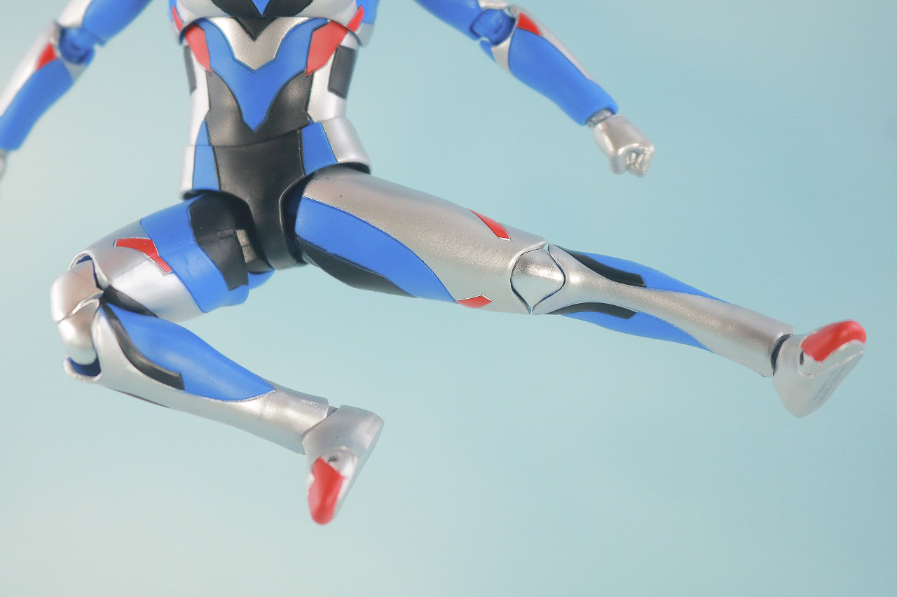 S.H.フィギュアーツ　ウルトラマンゼット　オリジナル　レビュー　可動範囲