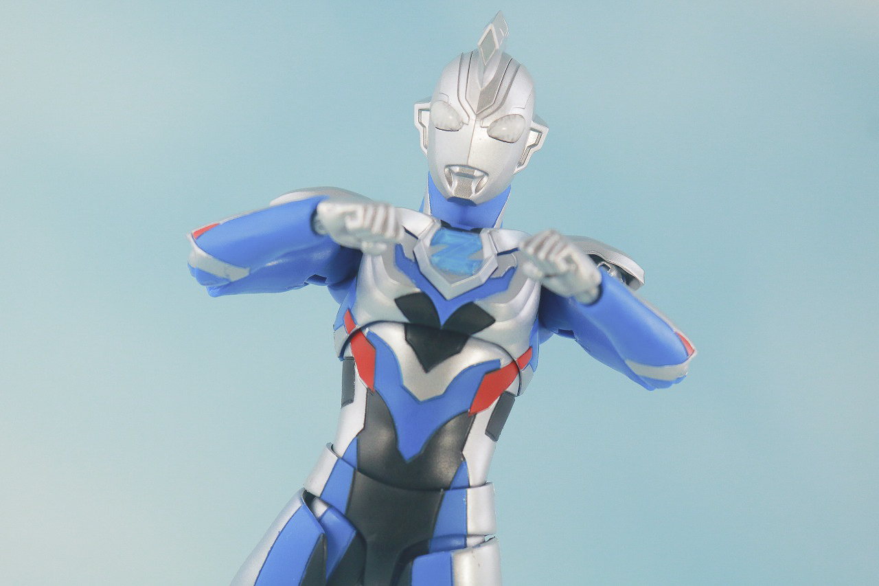 S.H.フィギュアーツ　ウルトラマンゼット　オリジナル　レビュー　アクション