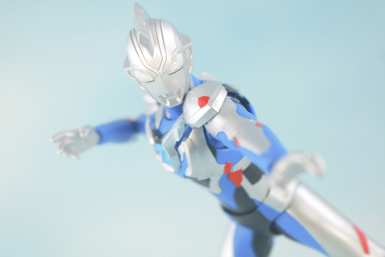 S.H.フィギュアーツ　ウルトラマンゼット　オリジナル　レビュー　アクション