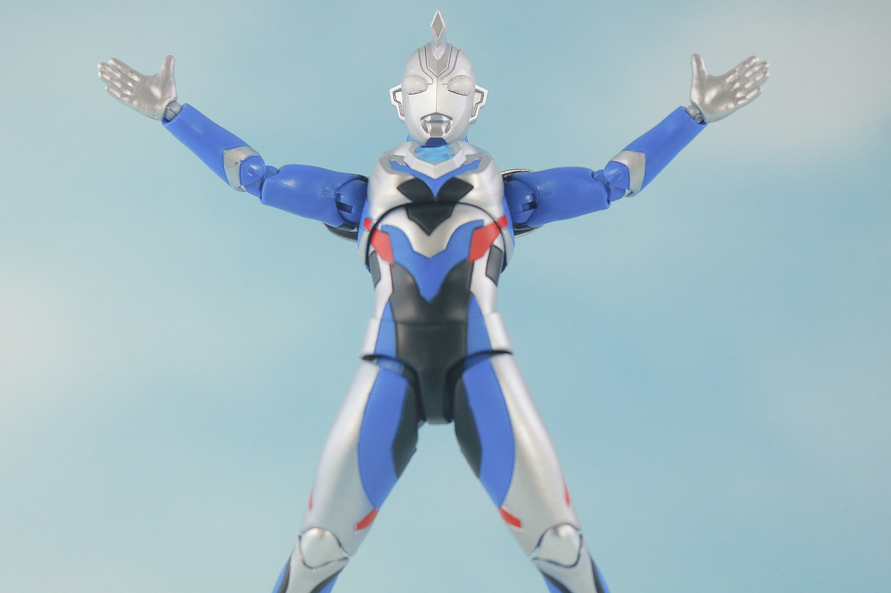 S.H.フィギュアーツ　ウルトラマンゼット　オリジナル　レビュー　アクション