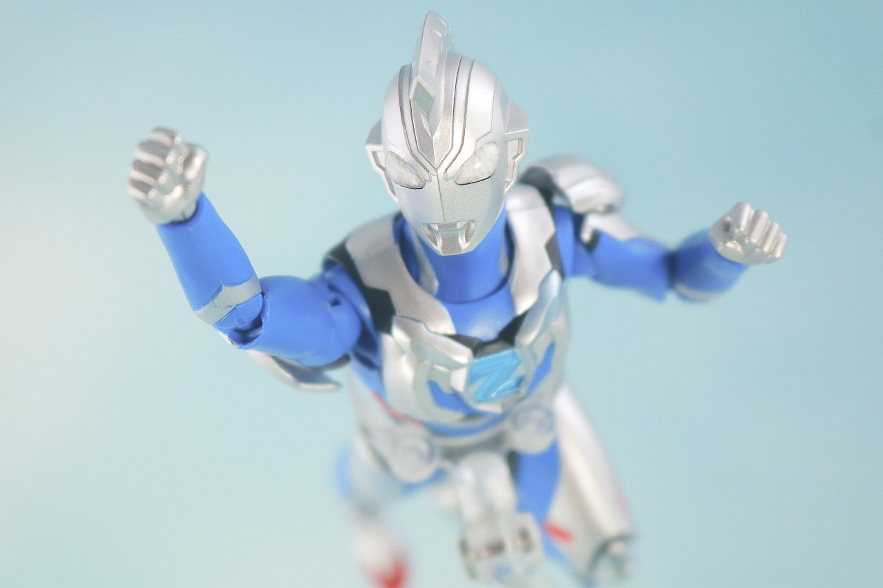 S.H.フィギュアーツ　ウルトラマンゼット　オリジナル　レビュー　アクション