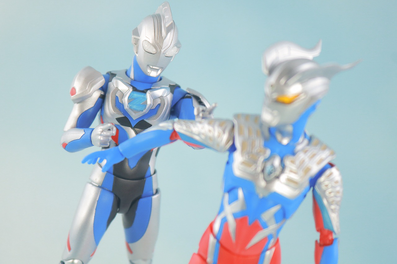 S.H.フィギュアーツ　ウルトラマンゼット　オリジナル　レビュー　アクション　ウルトラマンゼロ