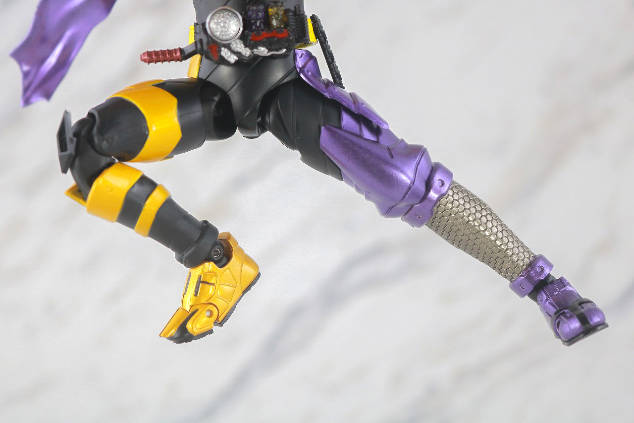 S.H.フィギュアーツ　仮面ライダービルド　ニンニンコミック　レビュー　可動範囲