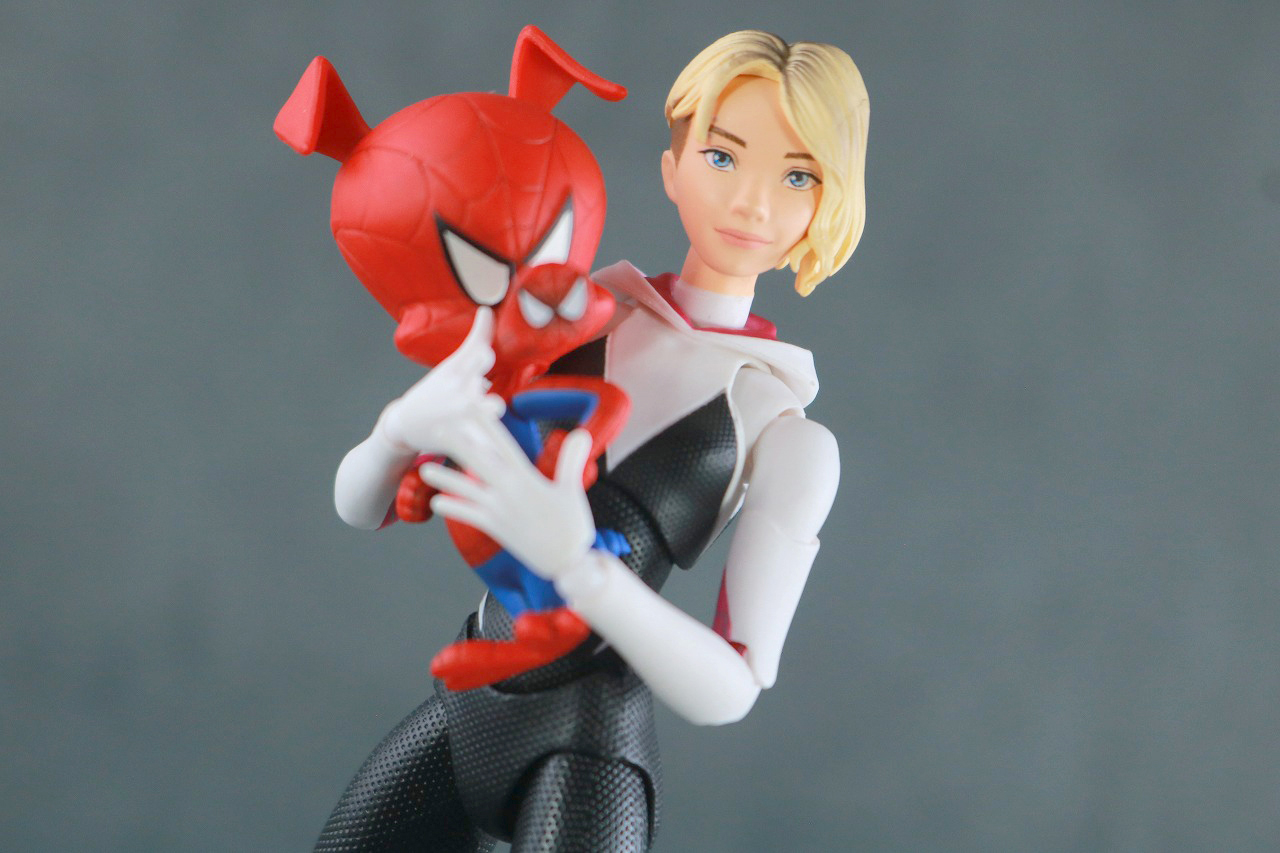 MAFEX　スパイダーグウェン　スパイダーハム　レビュー　アクション