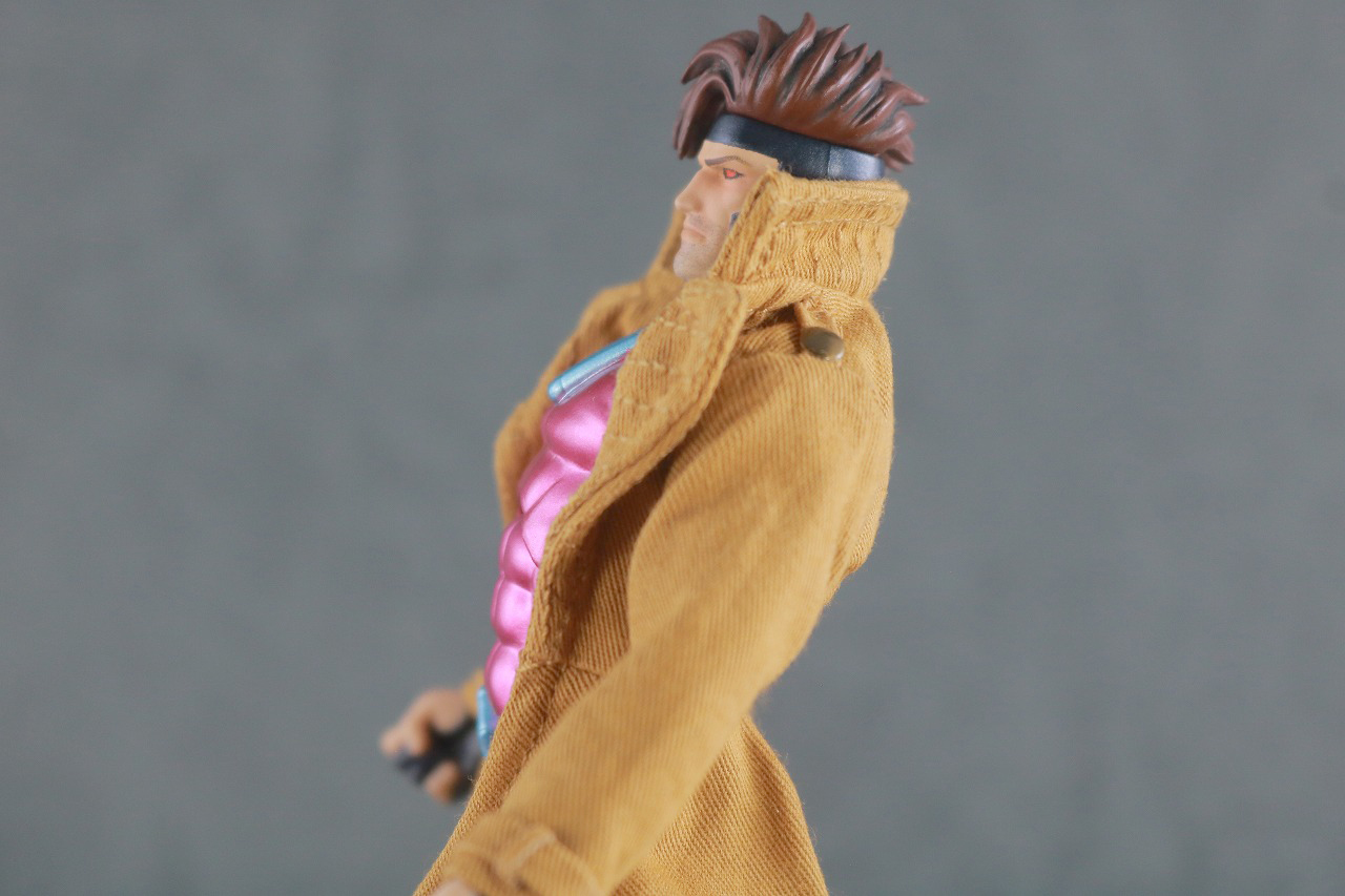 MAFEX　マフェックス　ガンビット　レビュー　可動範囲