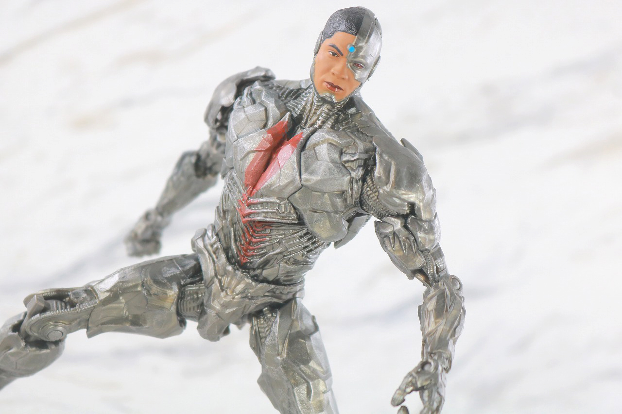 DCマルチバース　サイボーグ　ジャスティスリーグ　ザック・スナイダーカット　レビュー　アクション