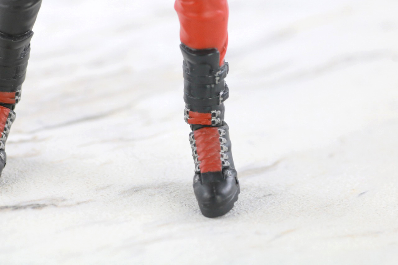 S.H.フィギュアーツ　ハーレイ・クイン　ザ・スーサイド・スクワッド　レビュー　本体