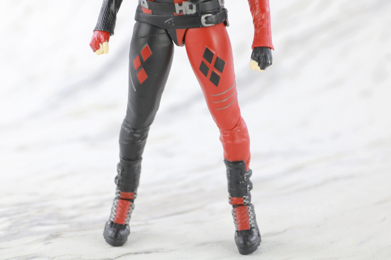 S.H.フィギュアーツ　ハーレイ・クイン　ザ・スーサイド・スクワッド　レビュー　本体