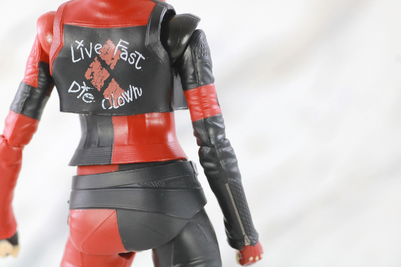 S.H.フィギュアーツ　ハーレイ・クイン　ザ・スーサイド・スクワッド　レビュー　本体