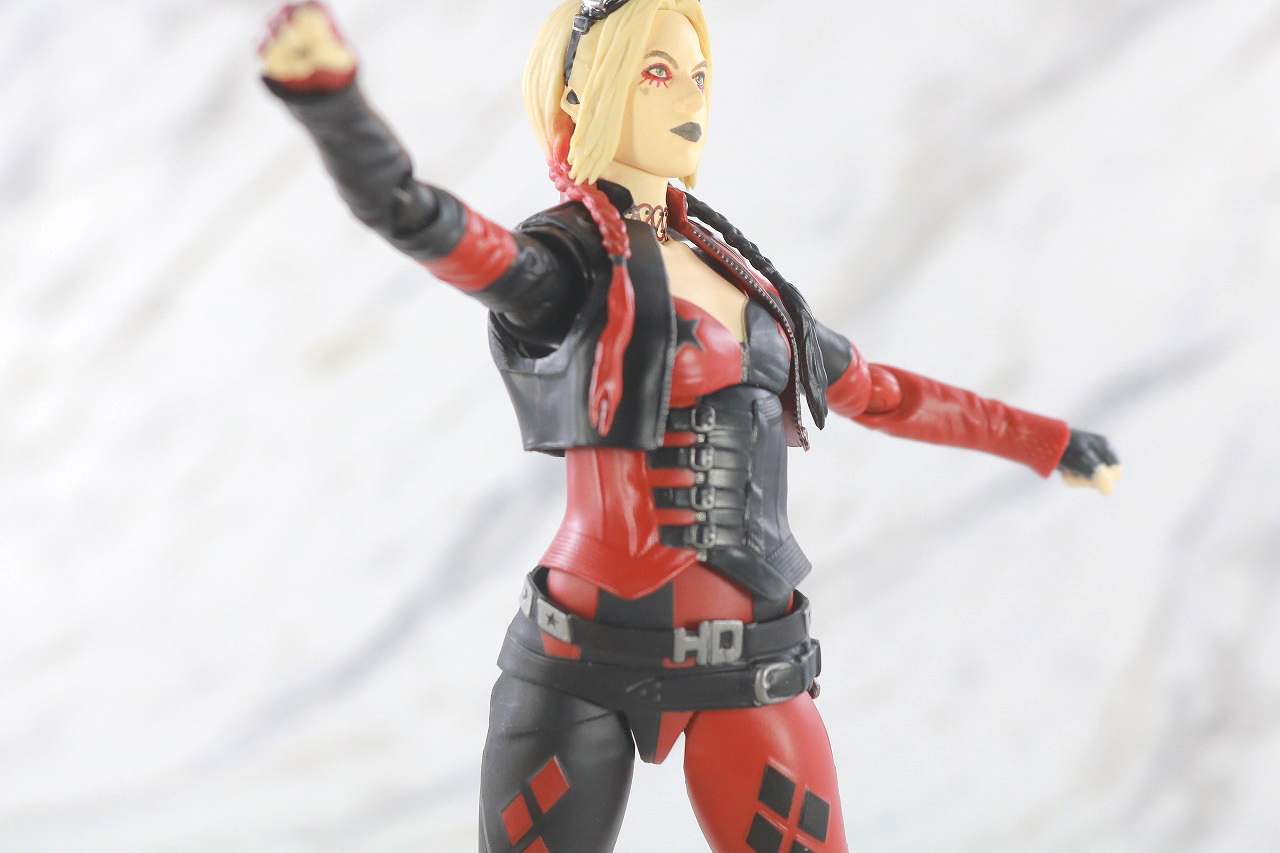 S.H.フィギュアーツ　ハーレイ・クイン　ザ・スーサイド・スクワッド　レビュー　可動範囲