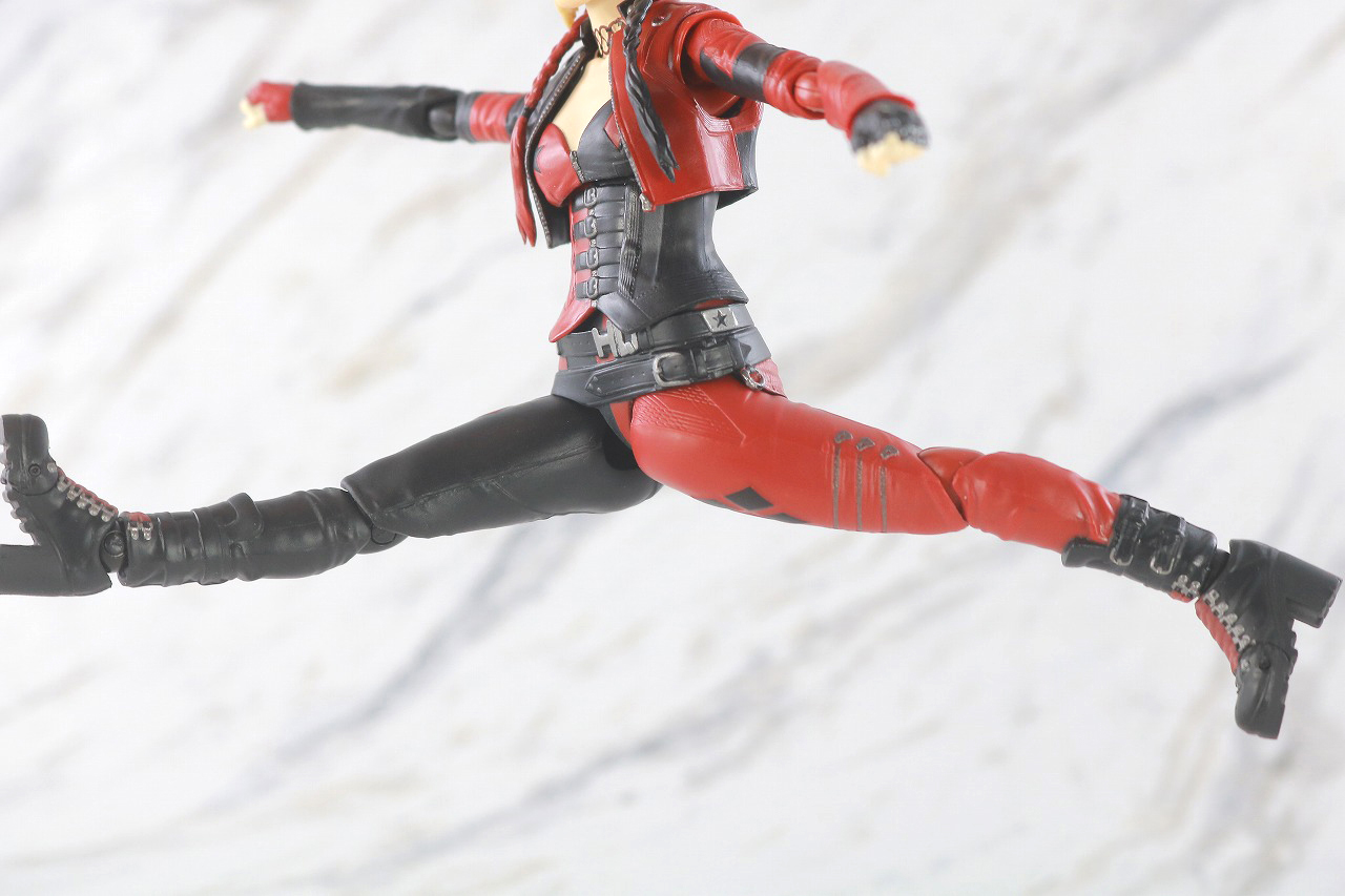 S.H.フィギュアーツ　ハーレイ・クイン　ザ・スーサイド・スクワッド　レビュー　可動範囲