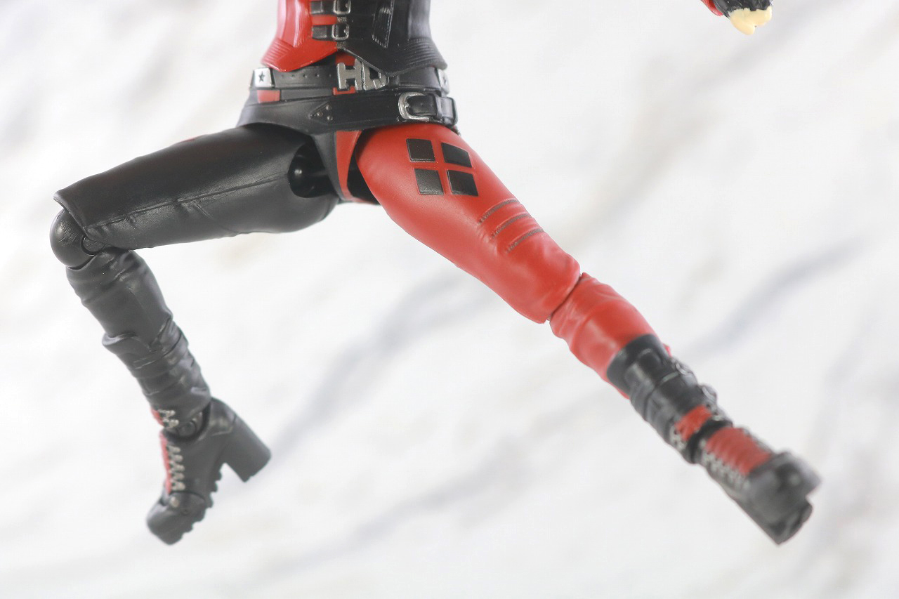 S.H.フィギュアーツ　ハーレイ・クイン　ザ・スーサイド・スクワッド　レビュー　可動範囲