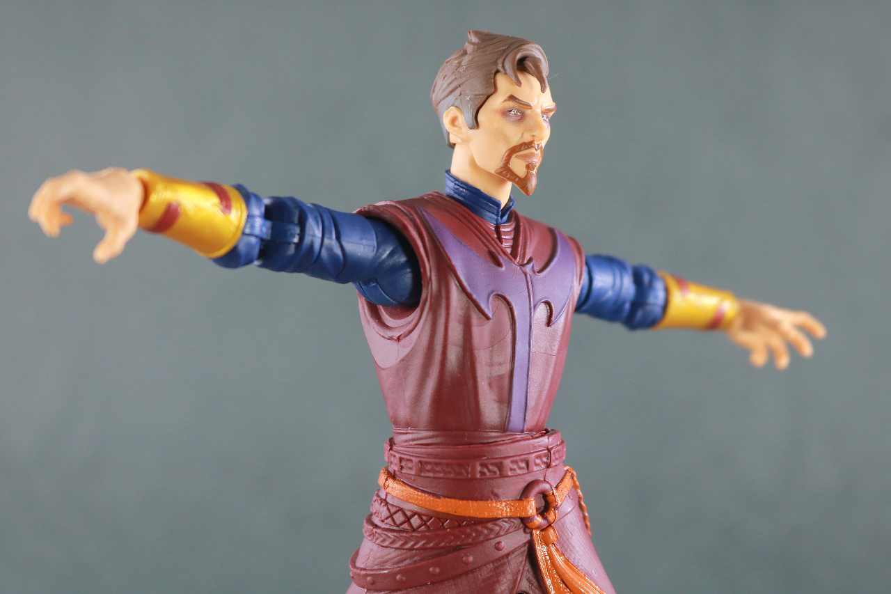 マーベルレジェンド　ドクターストレンジ　スプリーム　レビュー　可動範囲