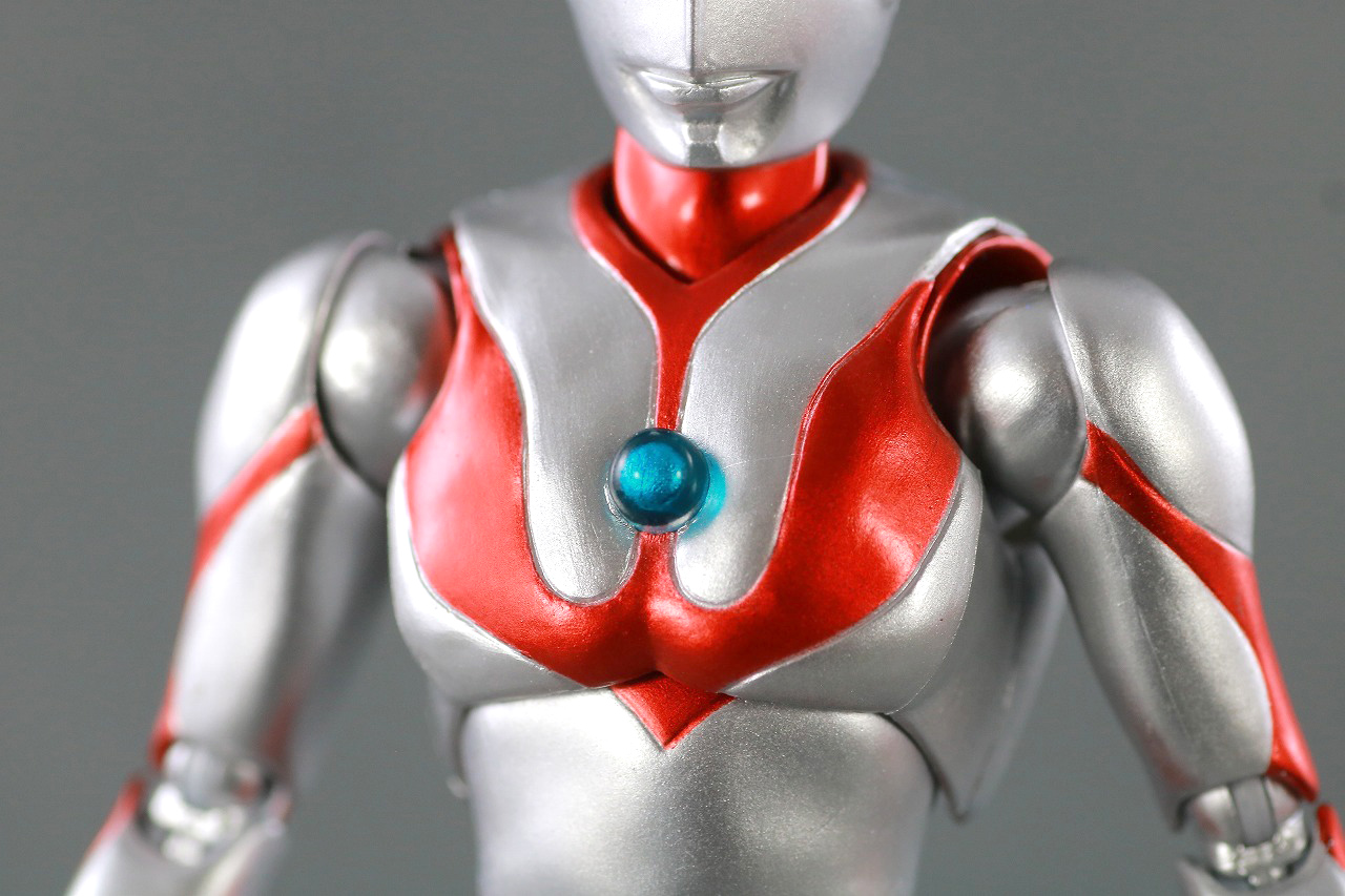 S.H.フィギュアーツ　ウルトラマン 55th Anniversary Ver.　レビュー　本体