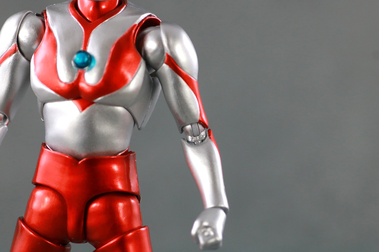 S.H.フィギュアーツ　ウルトラマン 55th Anniversary Ver.　レビュー　本体