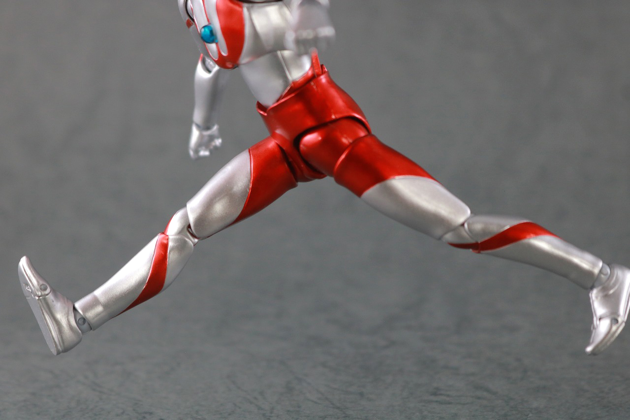 S.H.フィギュアーツ　ウルトラマン 55th Anniversary Ver.　レビュー　可動範囲