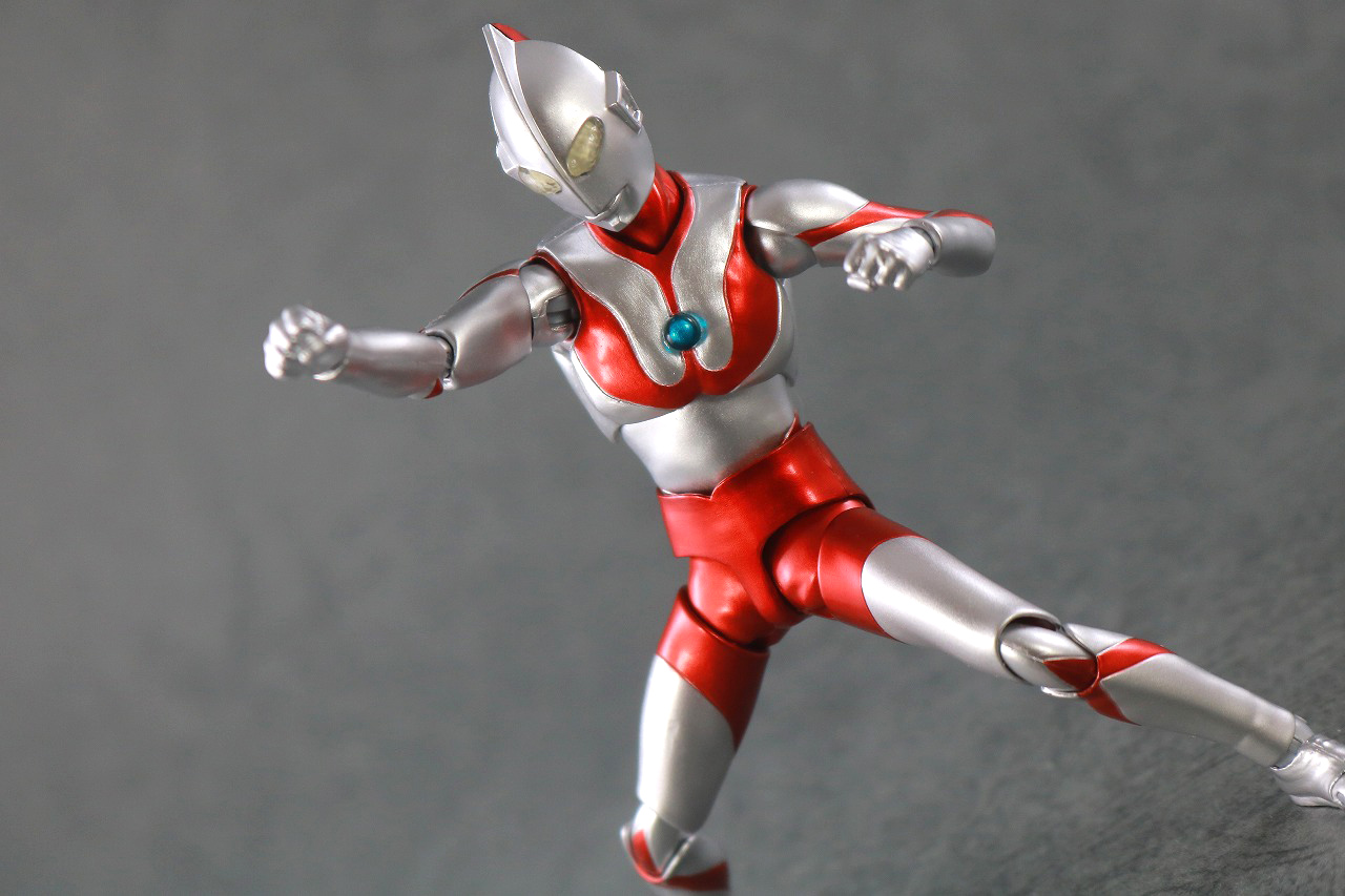 S.H.フィギュアーツ　ウルトラマン 55th Anniversary Ver.　レビュー　アクション