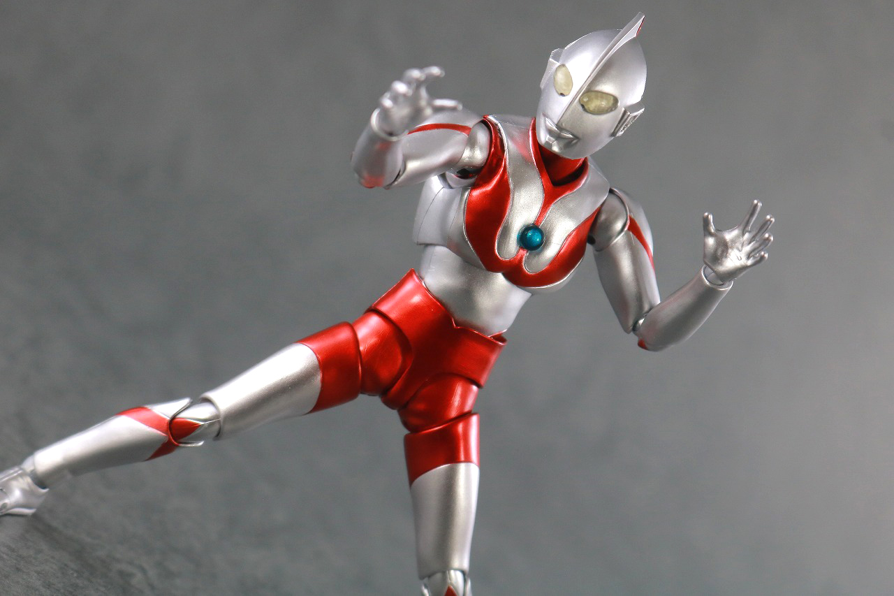 S.H.フィギュアーツ　ウルトラマン 55th Anniversary Ver.　レビュー　アクション