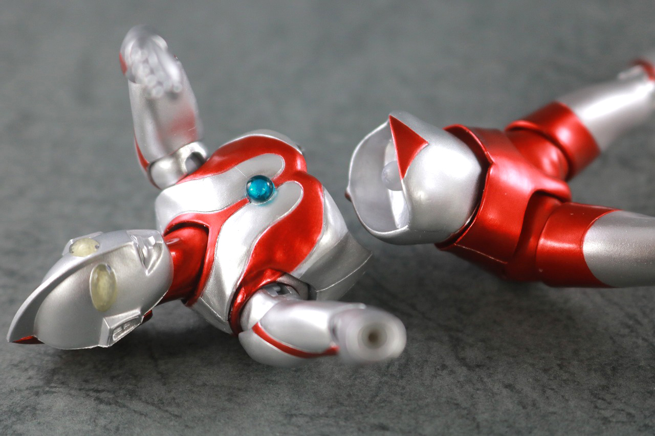 S.H.フィギュアーツ　ウルトラマン 55th Anniversary Ver.　レビュー　本体