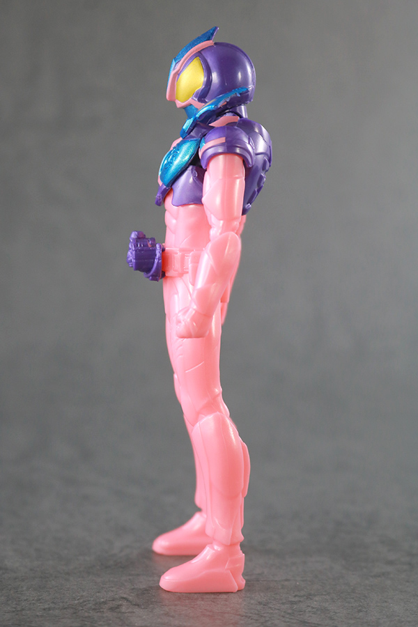 リバイスリミックスフィギュア　仮面ライダーリバイ プテラゲノム　レビュー　本体